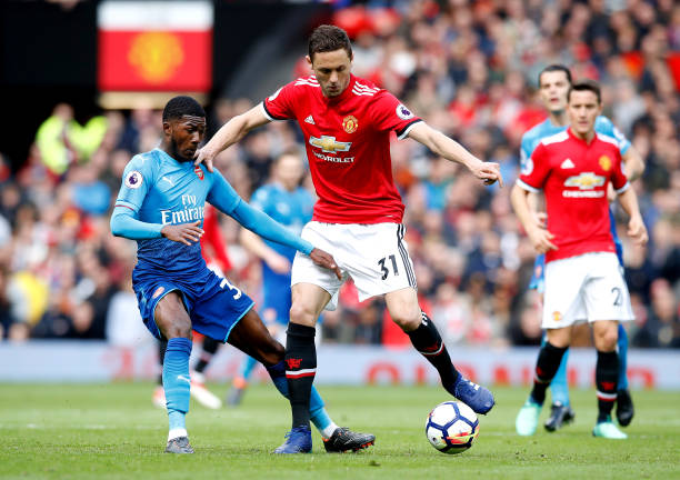 队后防的中 队后防的中